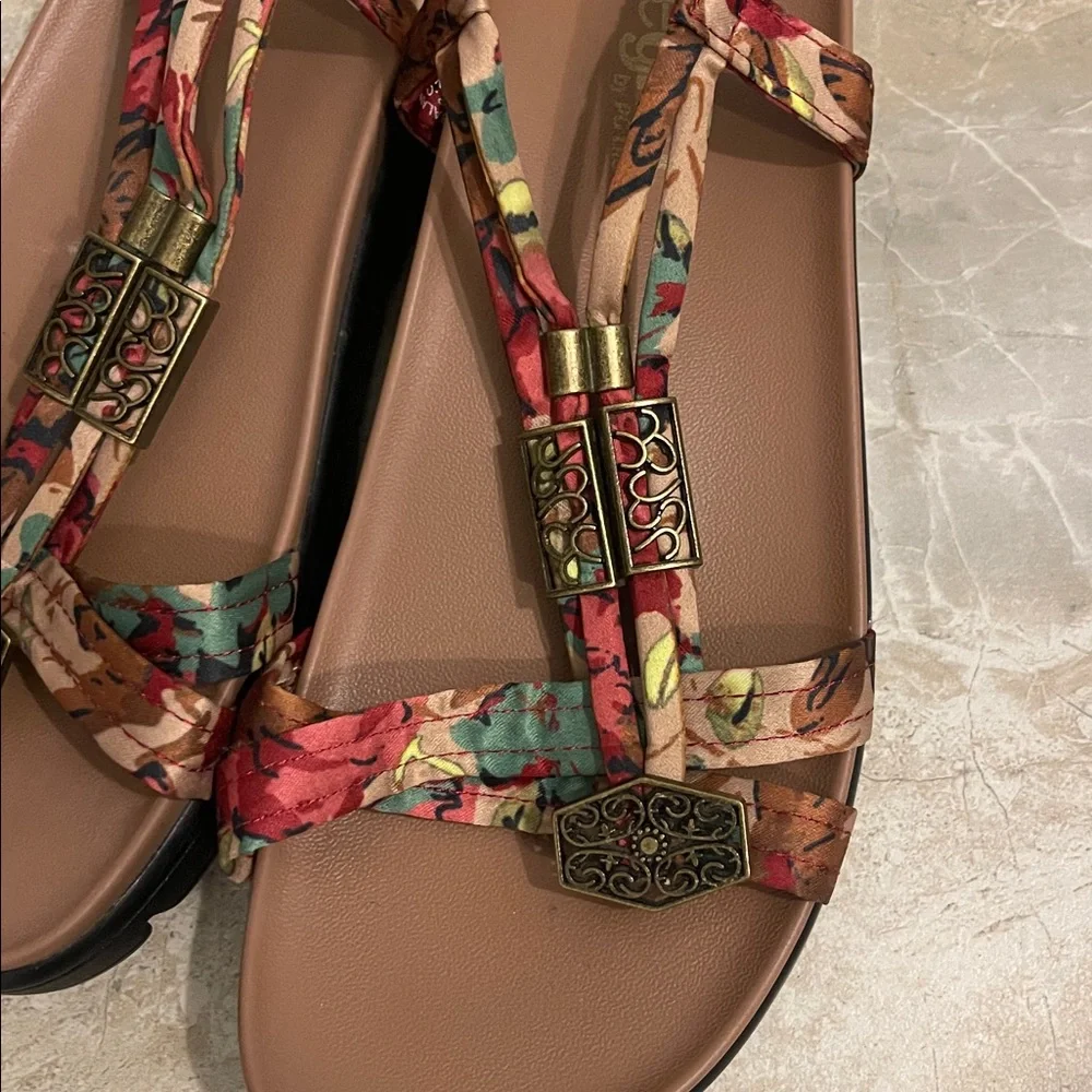 ALEGRIA Roz Get Away Tan Tropical Print Slingback Platform Sandals 37/7-7.5 Boho